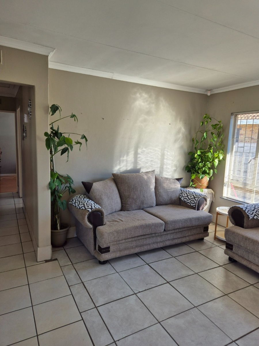 To Let 3 Bedroom Property for Rent in Fauna Free State